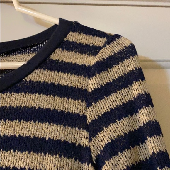Navy blue and tan light tunic sweater - Picture 3 of 3
